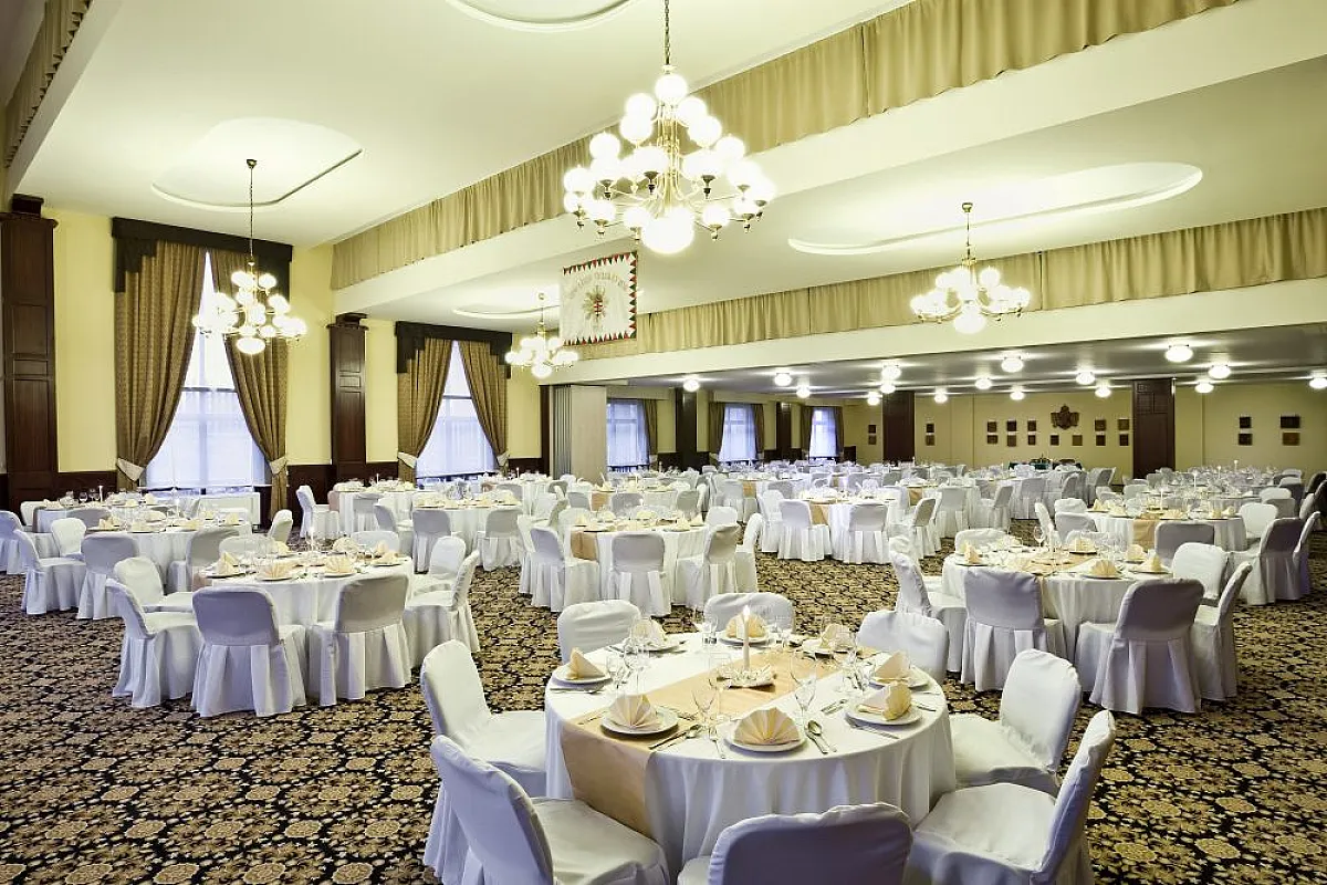 Hotel Kapitány Wellness
