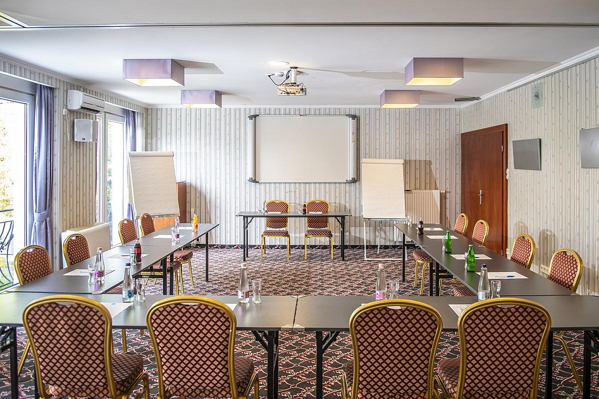 Feketeerdő-Ráckeve terem