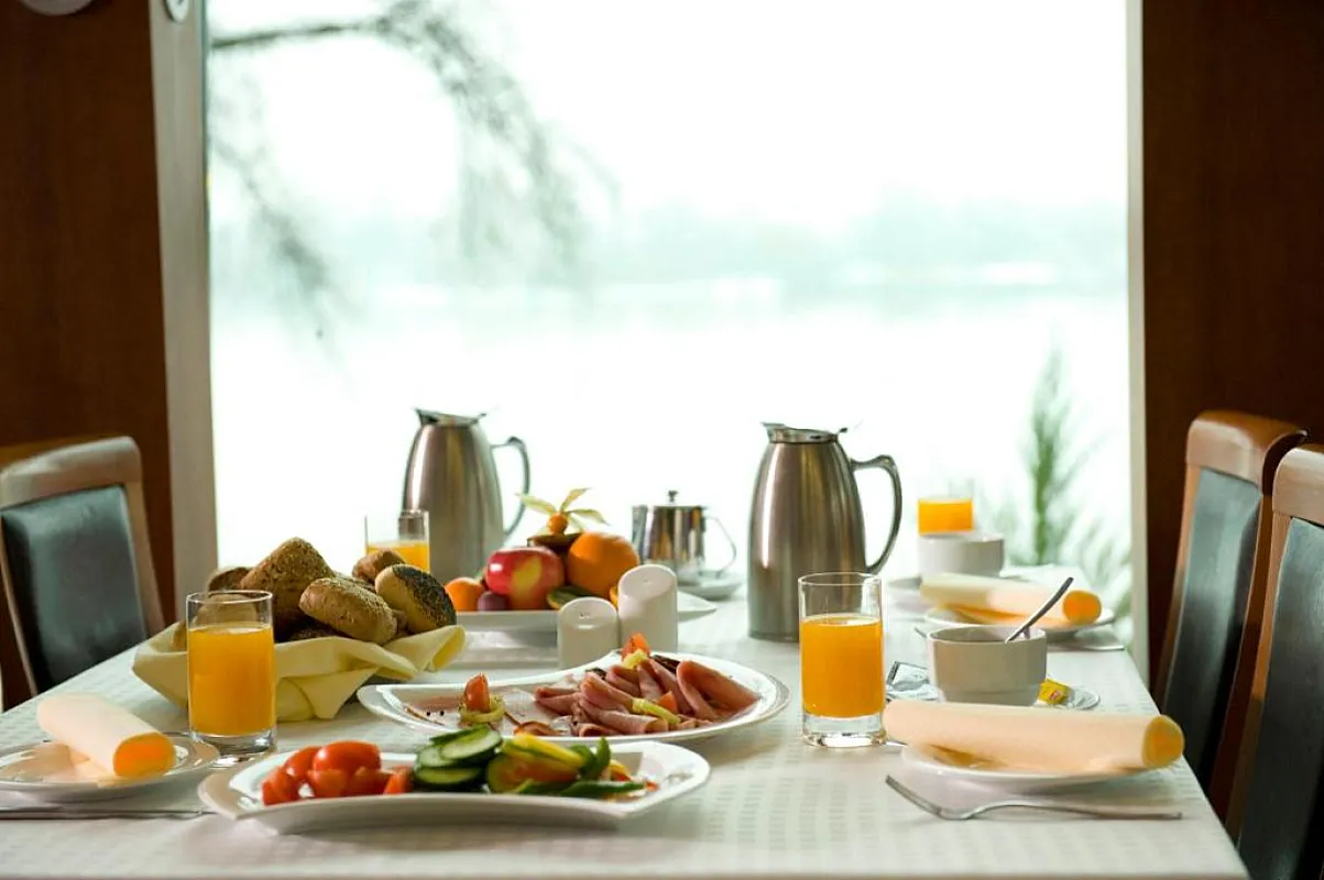 Holiday Beach Budapest Wellness & Conference Hotel