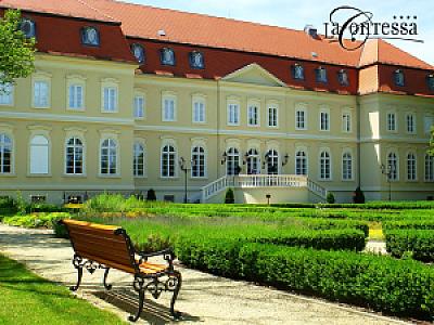 La Contessa Kastélyhotel és Rendezvényközpont