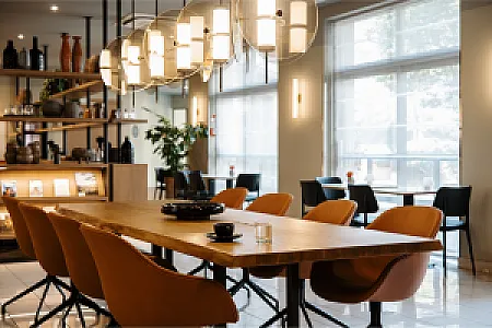 Adina Apartment Hotel