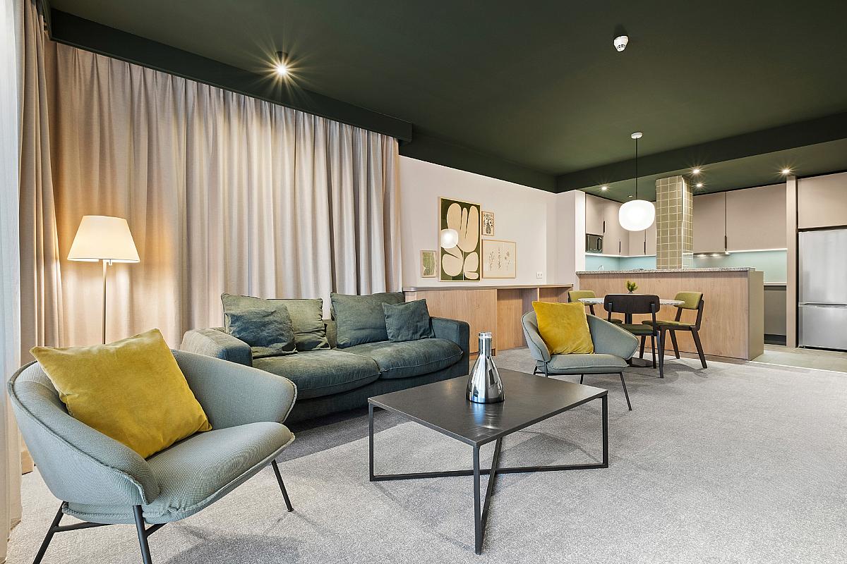 Adina Apartment Hotel