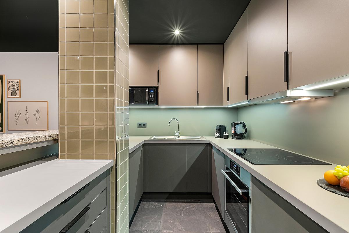 Adina Apartment Hotel