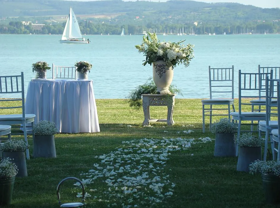 Club Tihany Resort