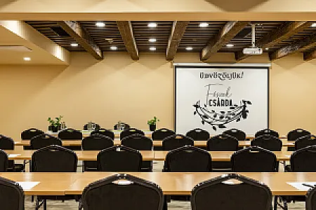 Gastland M1 Hotel és Konferenciaközpont