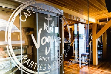 Vogue Boat Restaurant