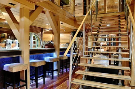 Vogue Boat Restaurant