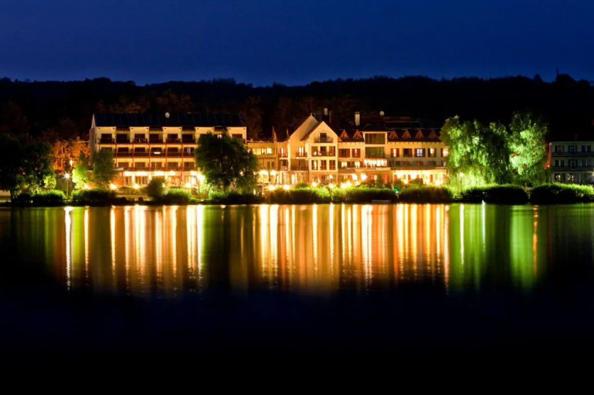 Tó Wellness Hotel