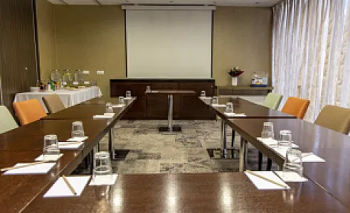 Lion's Garden Hotel