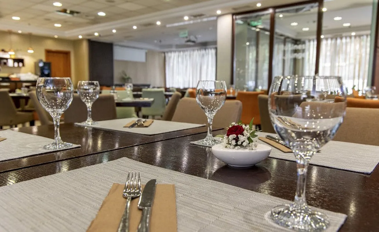 Lion's Garden Hotel