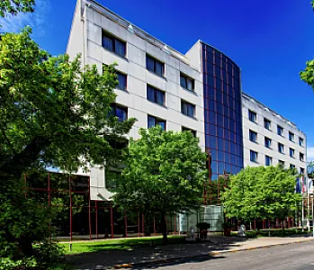 Lion's Garden Hotel