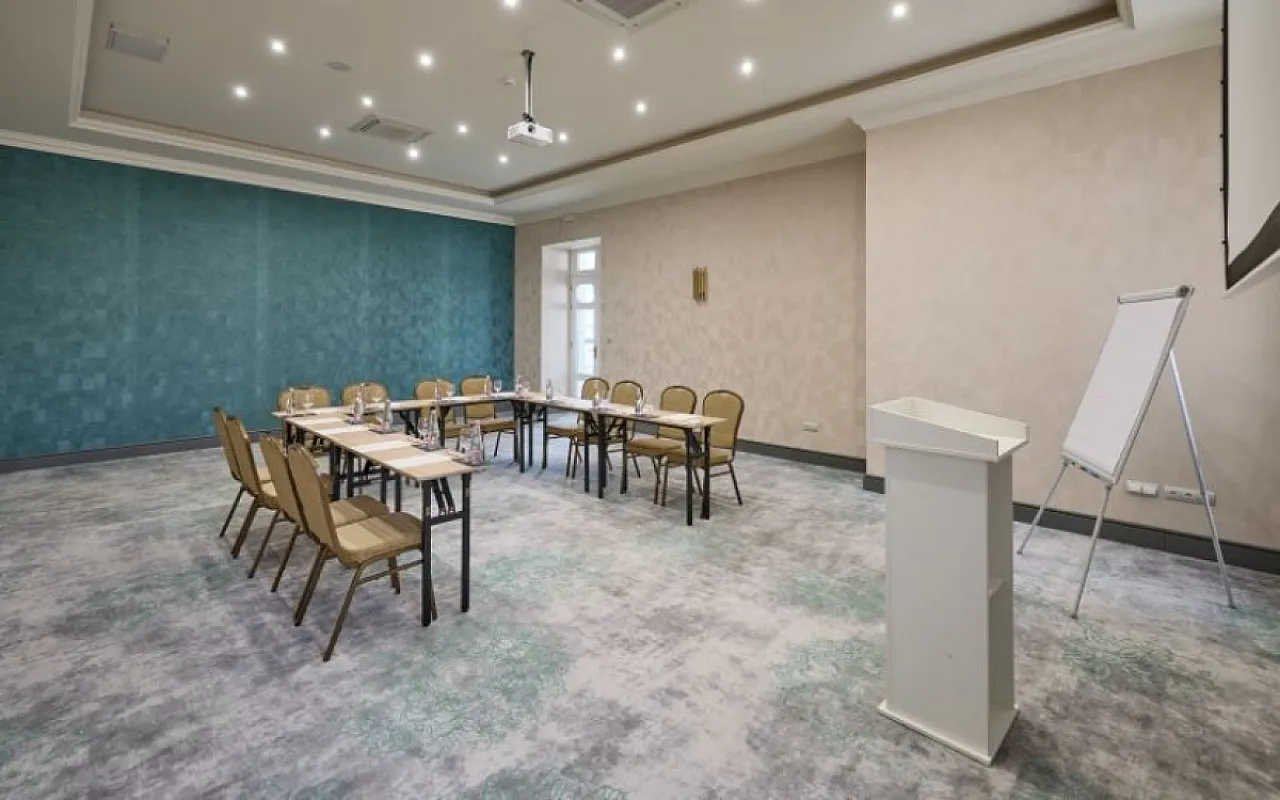 Anna Grand Hotel