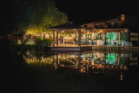 Session Hotel