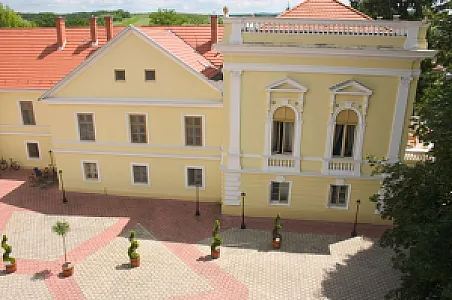 Puchner Kastélyszálló