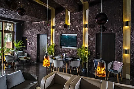 Session Hotel