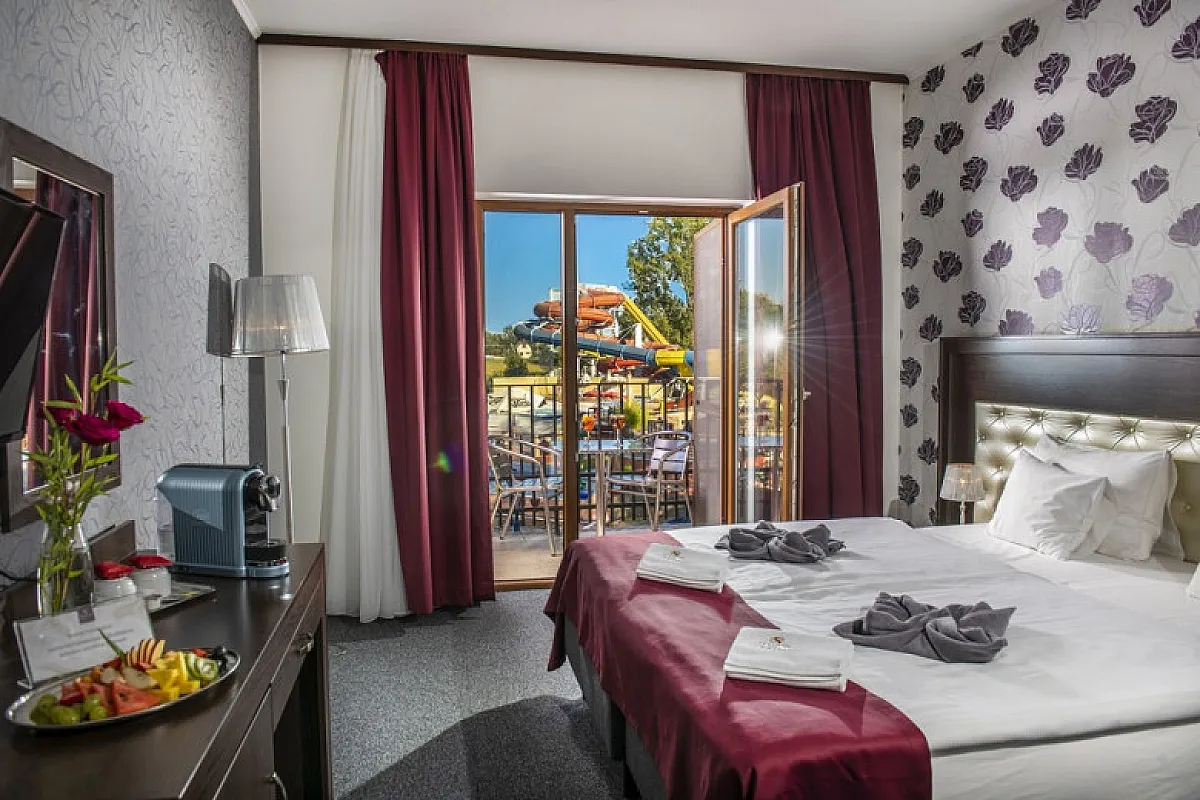 Session Hotel