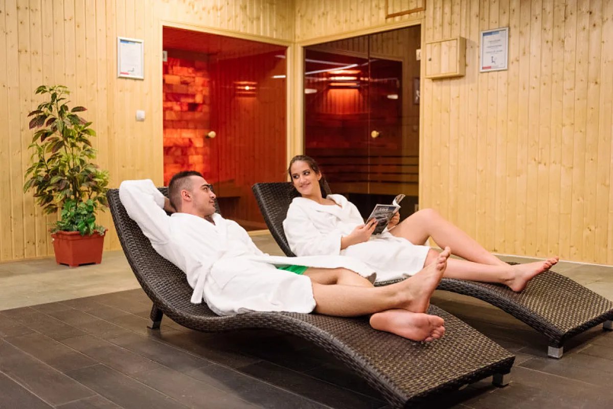 Hotel Yacht Wellness & Business