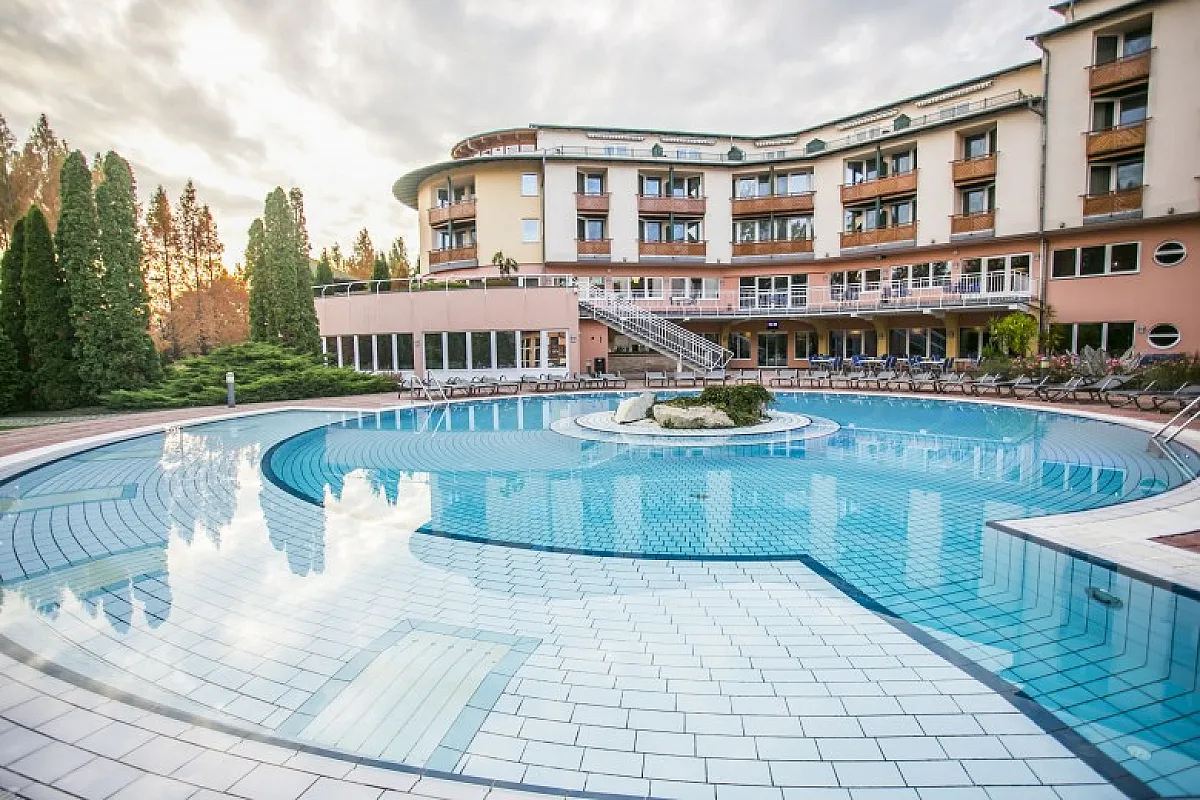 Lotus Therme Hotel & Spa