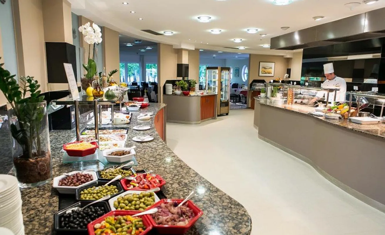 Lotus Therme Hotel & Spa