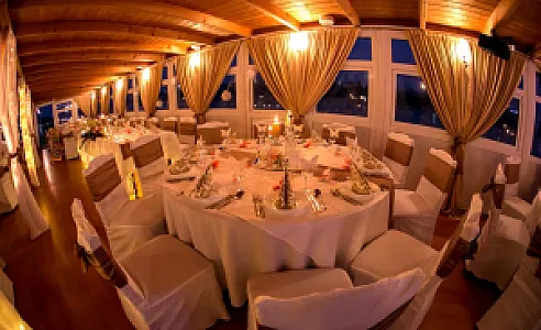 Aquamarina Hotel és Rendezvényhajó