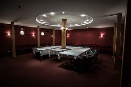 Aquamarina Hotel és Rendezvényhajó