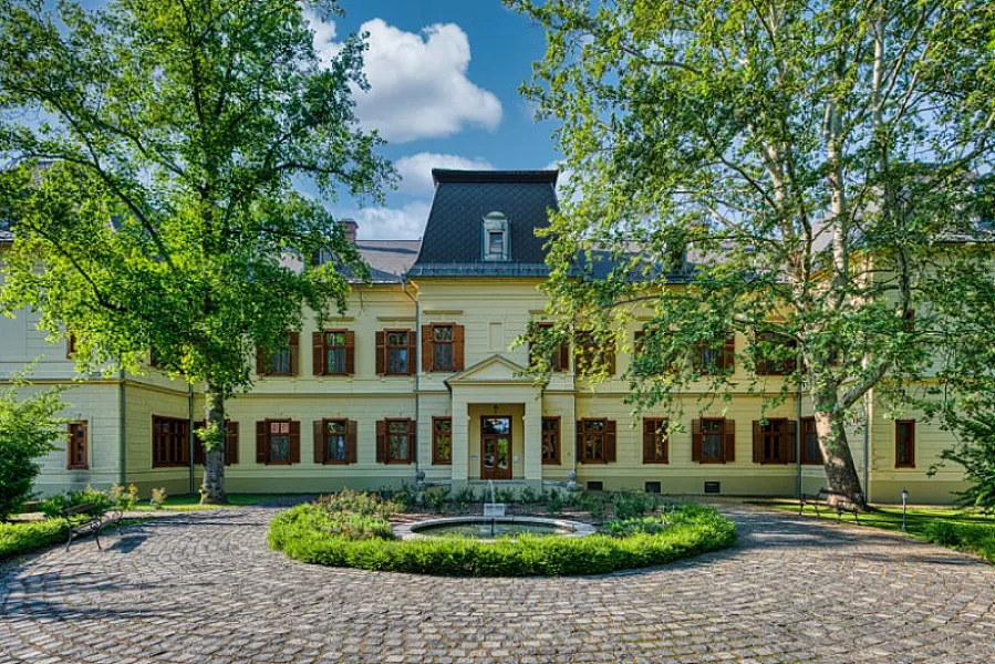 Főnix Wellness Resort
