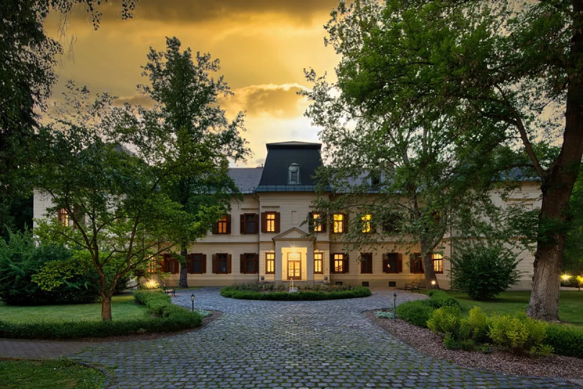 Főnix Wellness Resort