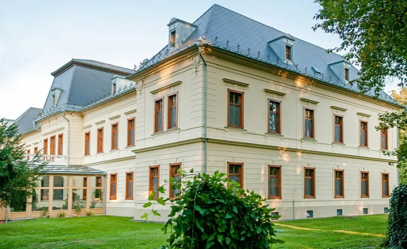 Főnix Wellness Resort