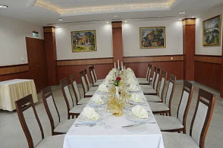 Garden Hotel Wellness és Konferencia