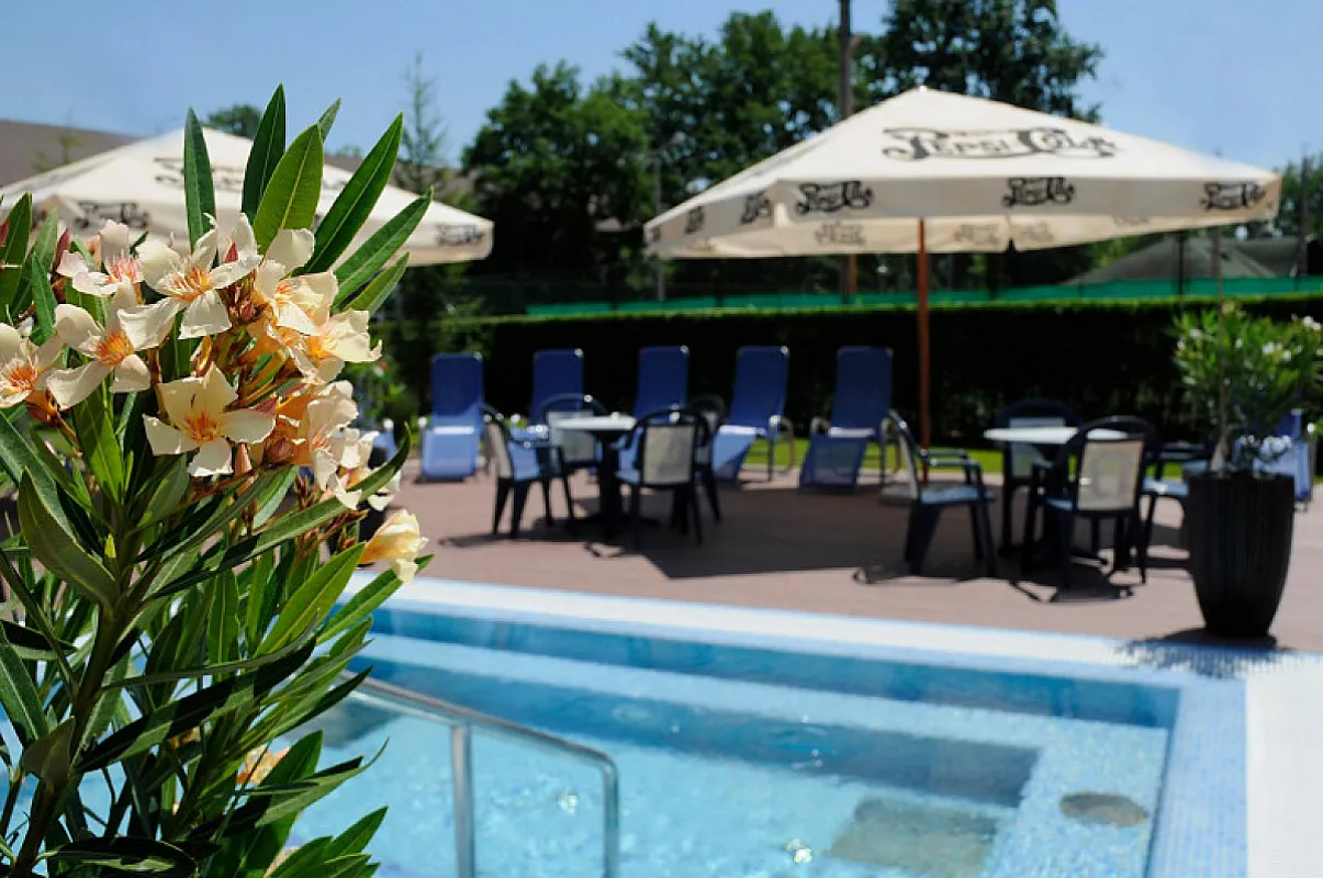 Garden Hotel Wellness és Konferencia