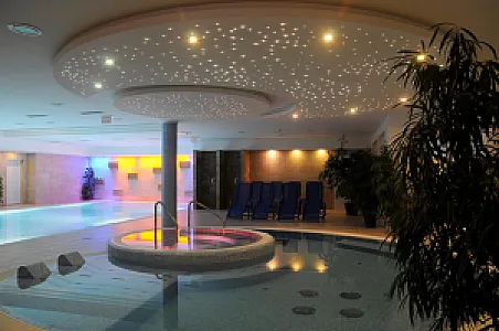 Garden Hotel Wellness és Konferencia