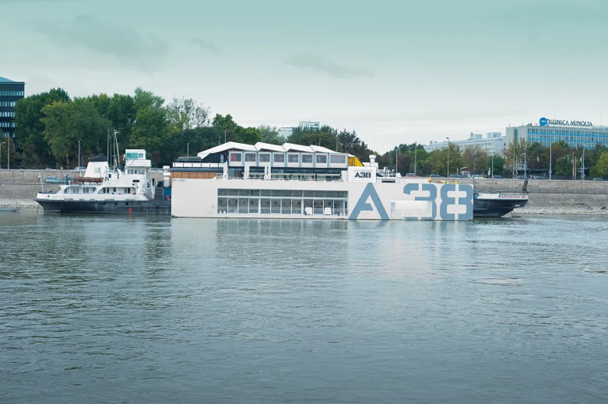 A38 Hajó