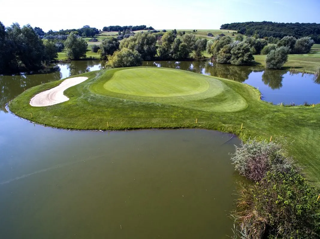 BOTANIQ Máriavölgyi Golf Klub