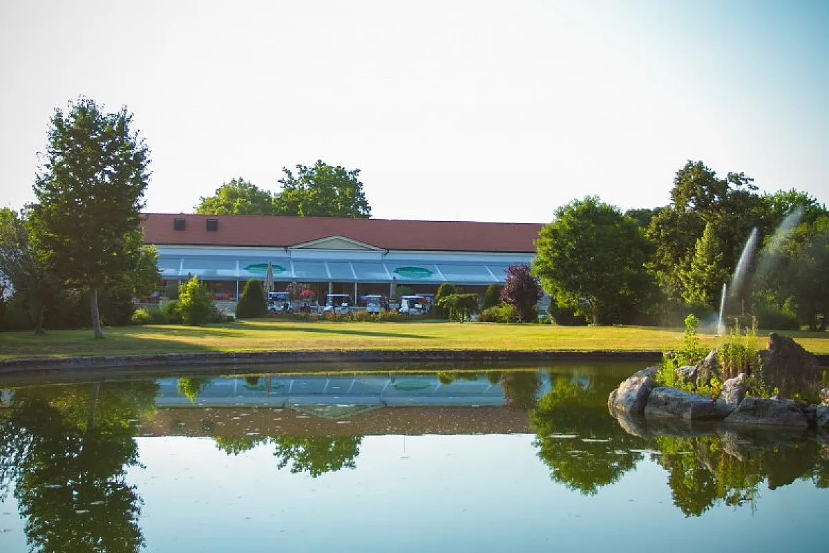 BOTANIQ Máriavölgyi Golf Klub