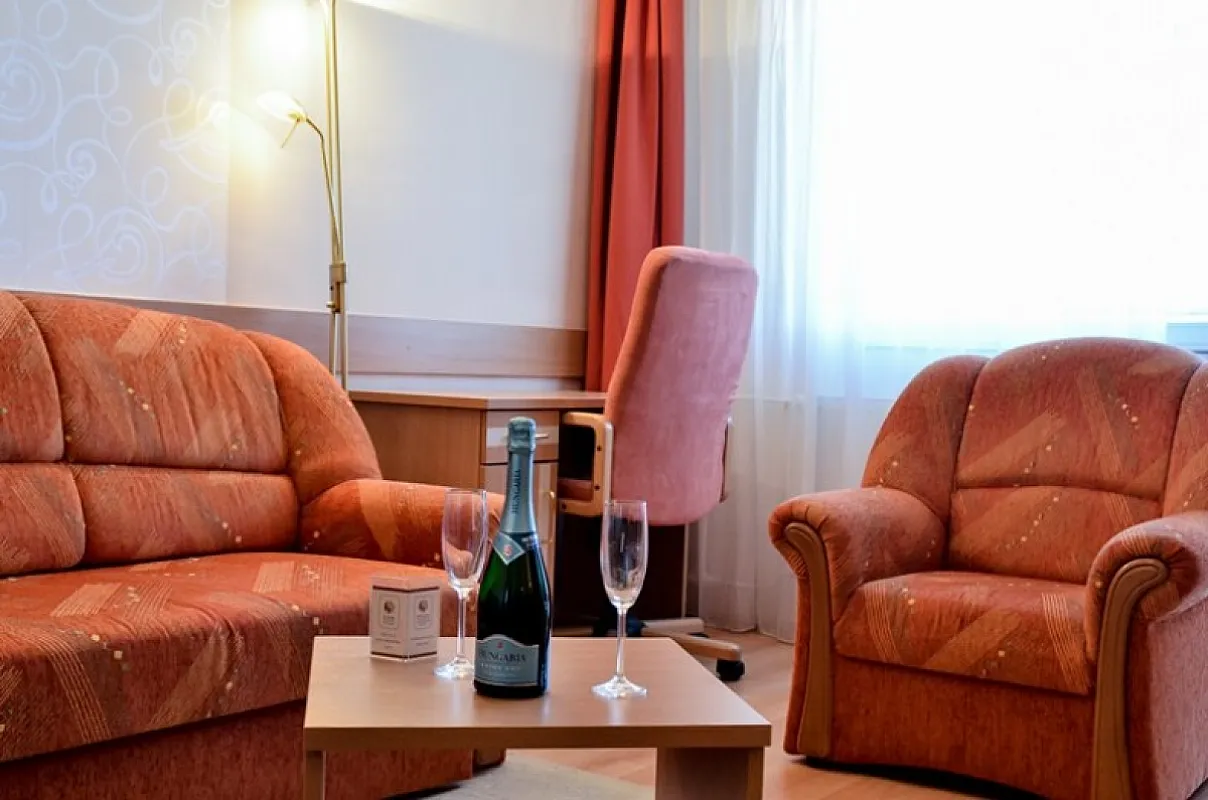 Hotel Barátság