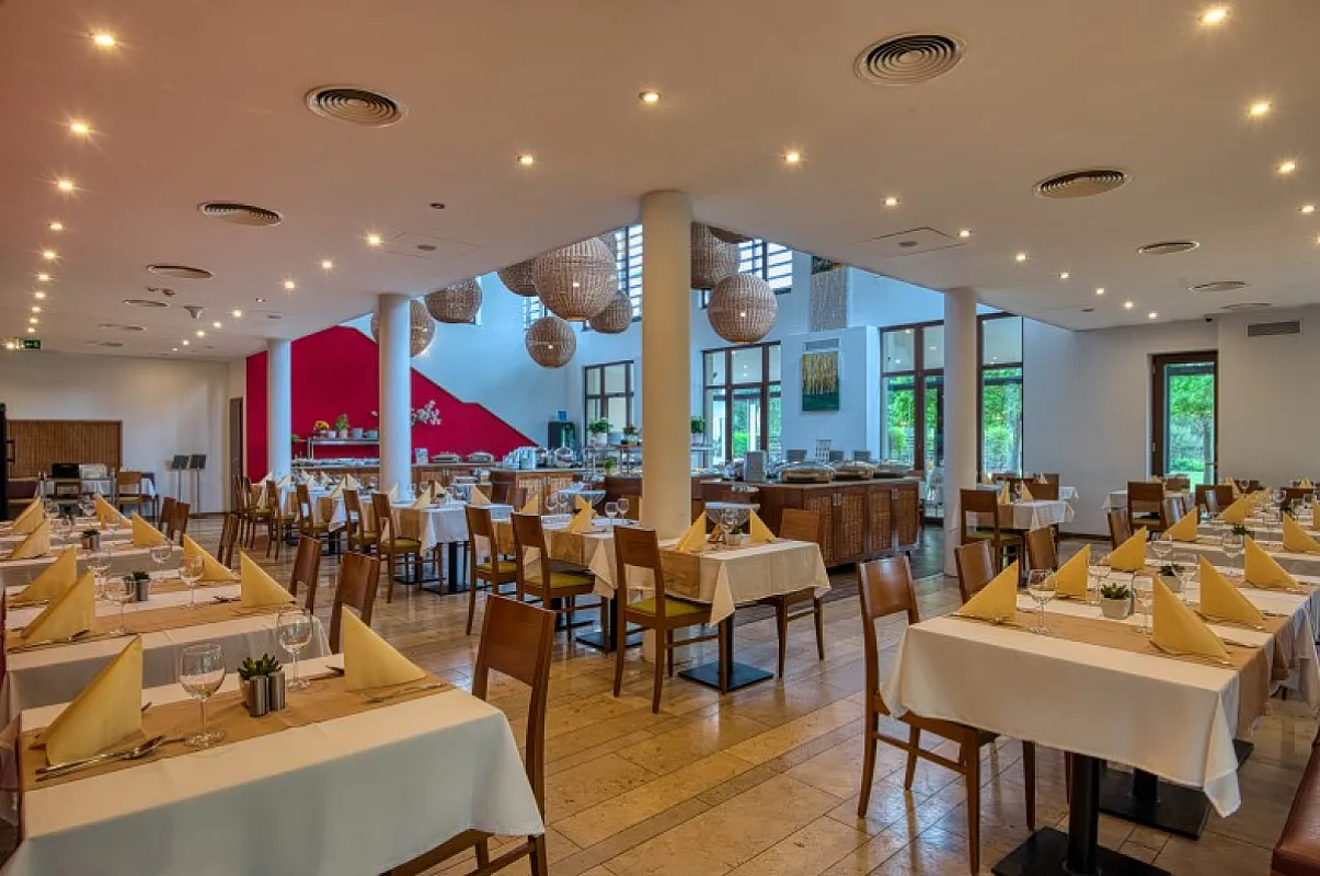 Tisza Balneum Hotel