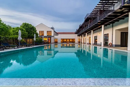 Tisza Balneum Hotel