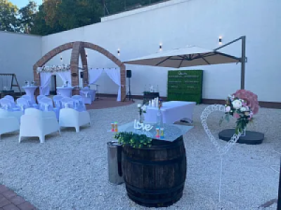 22 Rendezvényközpont & Boutique Hotel