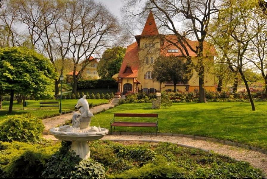 Fried Kastély Hotel Simontornya