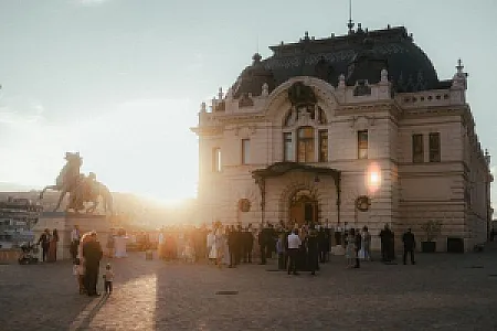 Főőrség és Lovarda