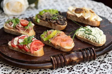 Café Ponyvaregény