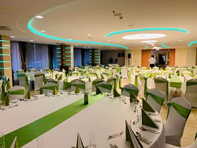 Granada Konferencia Wellness és Sport Hotel