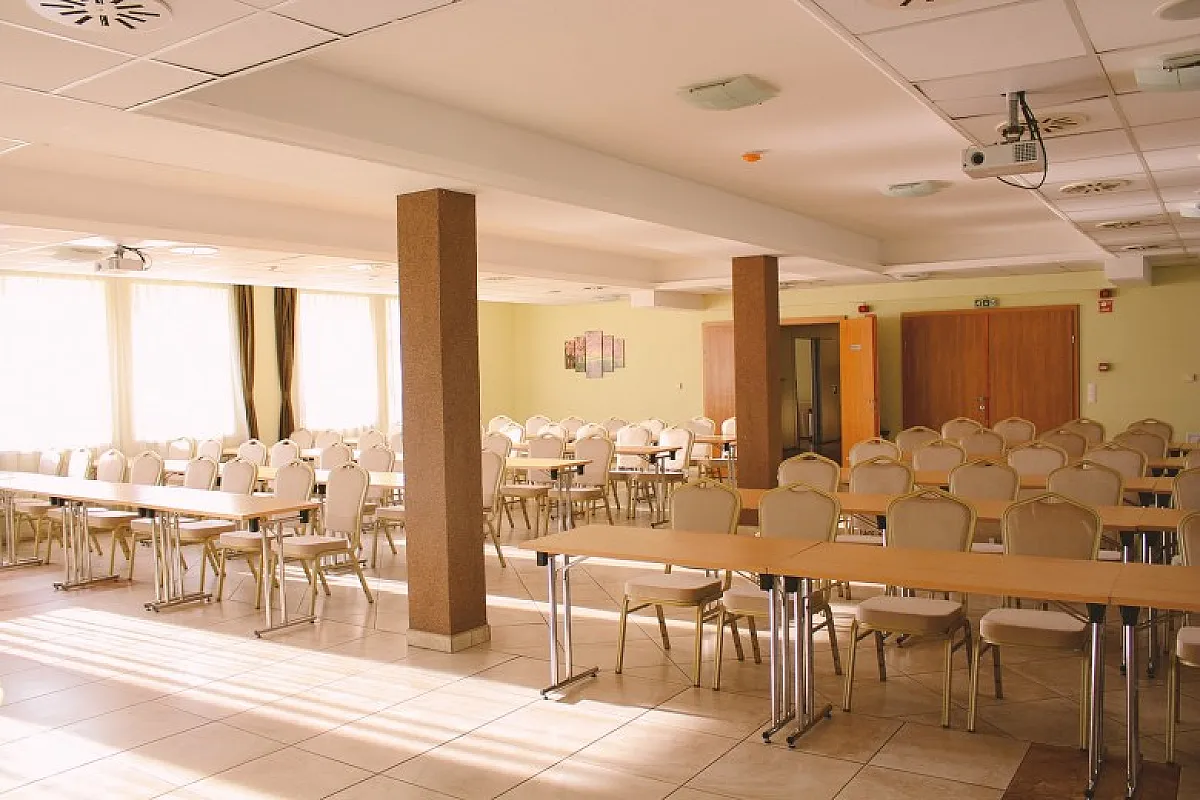 Granada Konferencia Wellness és Sport Hotel