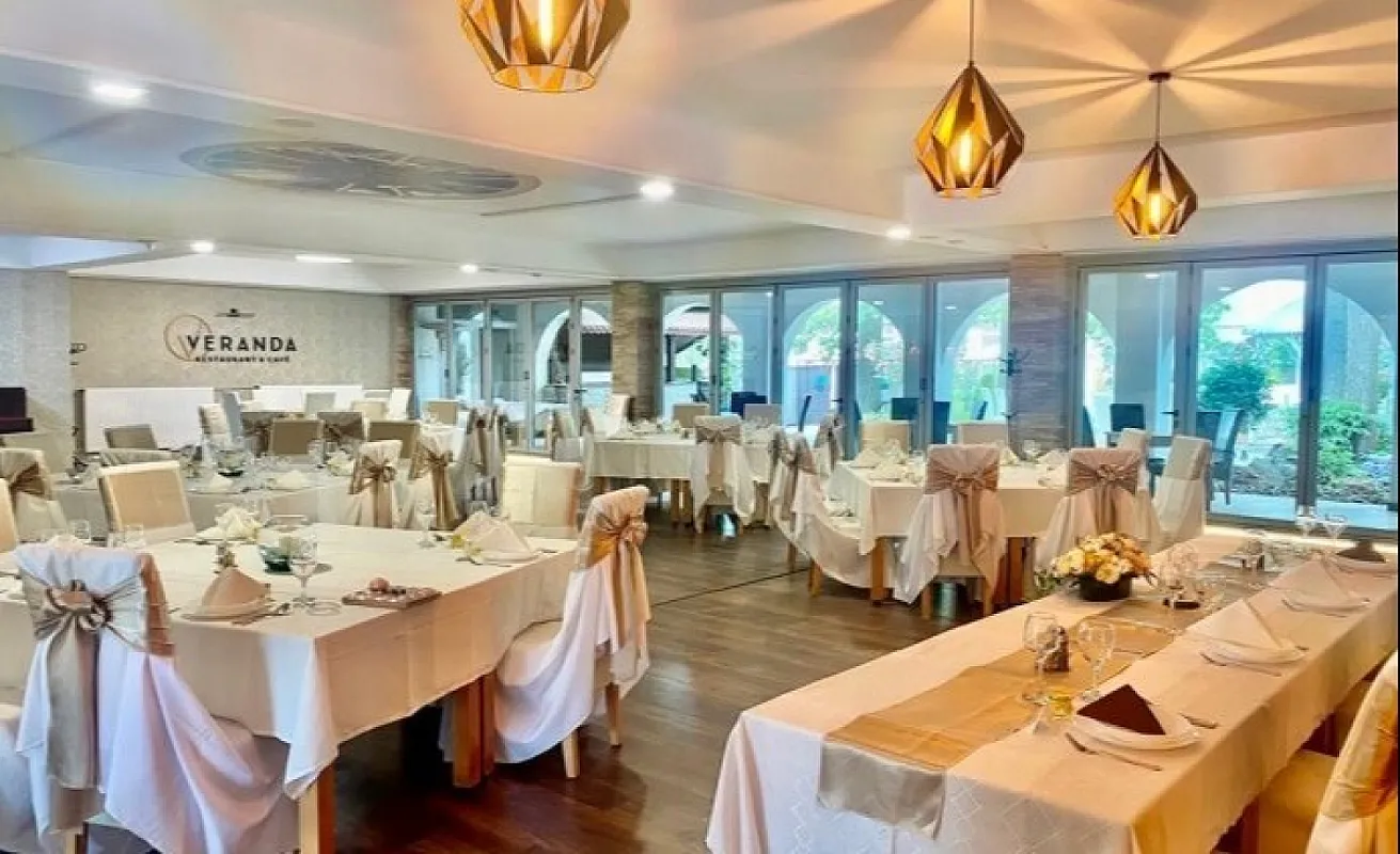 Öreg-tó Hotel és Rendezvénytér