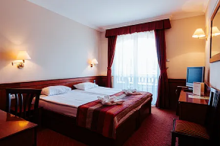 Hotel Ködmön Eger