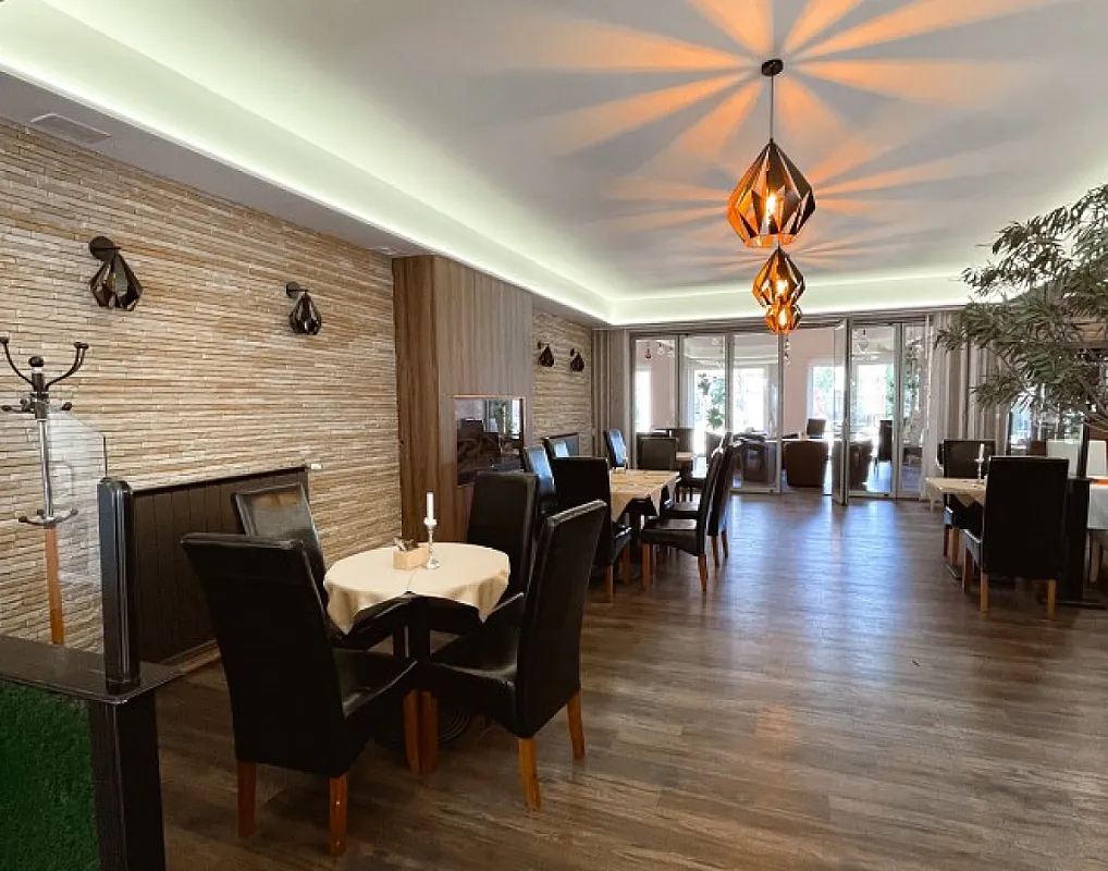 Öreg-tó Hotel és Rendezvénytér