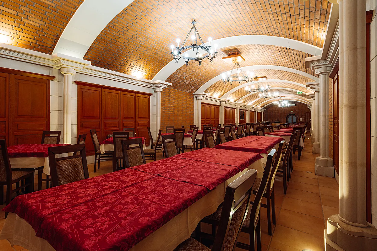Hotel Ködmön Eger