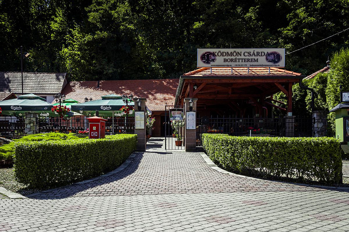 Hotel Ködmön Eger