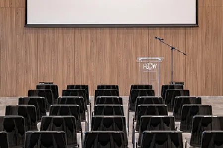 FLOW Hotel & Conference