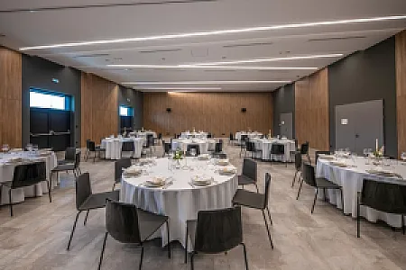 FLOW Hotel & Conference